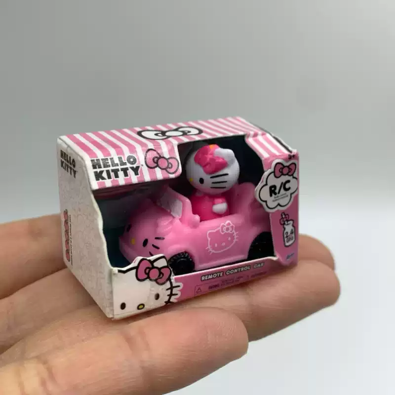 Drone Or Rc Car - รถบังคับวิทยุขนาดเล็ก 1:64 รูปการ์ตูนเฮลโลคิตตี้ สีชมพู น่ารัก ของเล่นสะสม